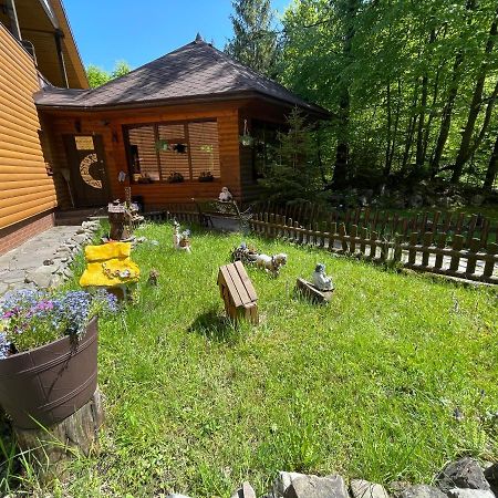 Grunok (Adults Only) Hotel Pilipets Exterior photo