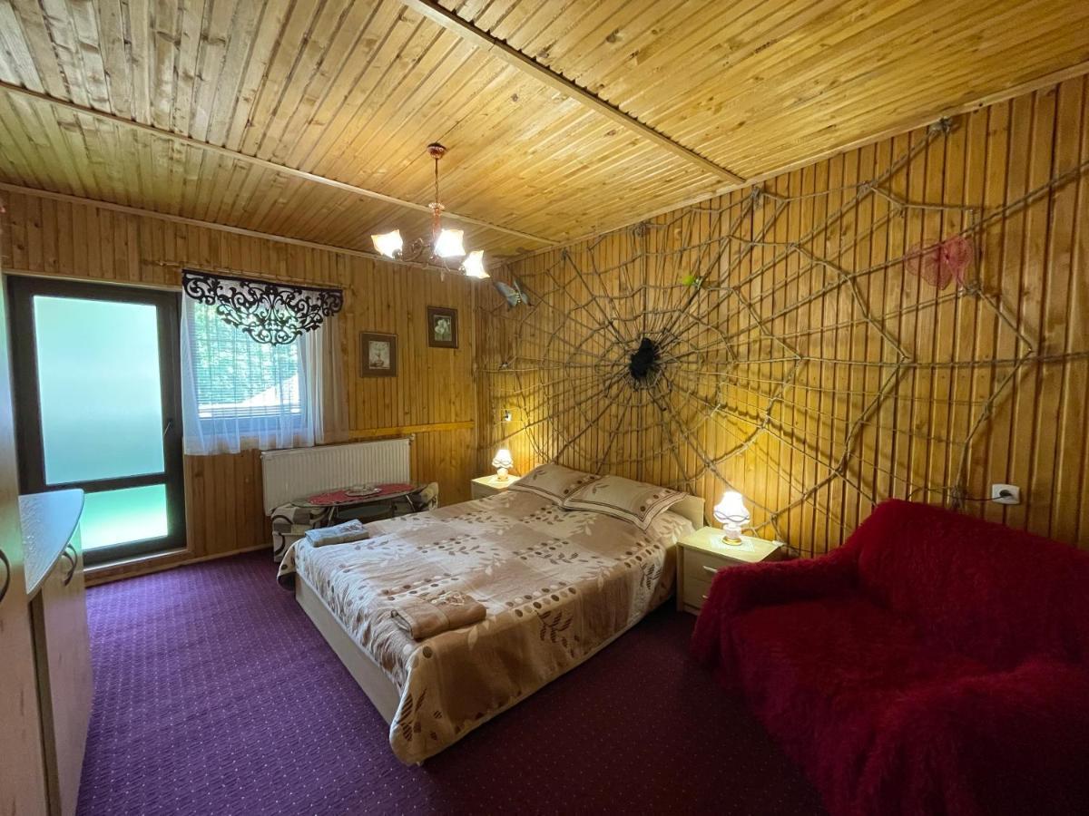Grunok (Adults Only) Hotel Pilipets Exterior photo